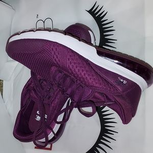 Back to school avia oz air sneakers tennis shoes running walking shoe like new